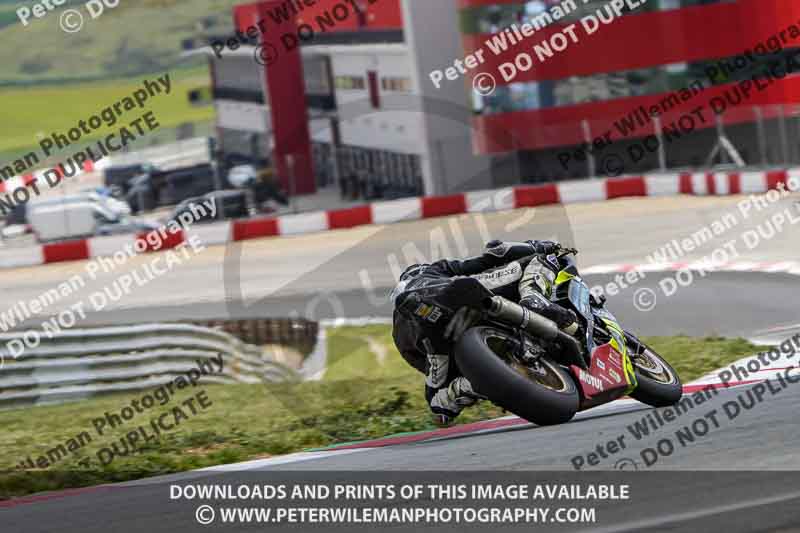cadwell no limits trackday;cadwell park;cadwell park photographs;cadwell trackday photographs;enduro digital images;event digital images;eventdigitalimages;navarra;no limits trackdays;peter wileman photography;racing digital images;trackday digital images;trackday photos